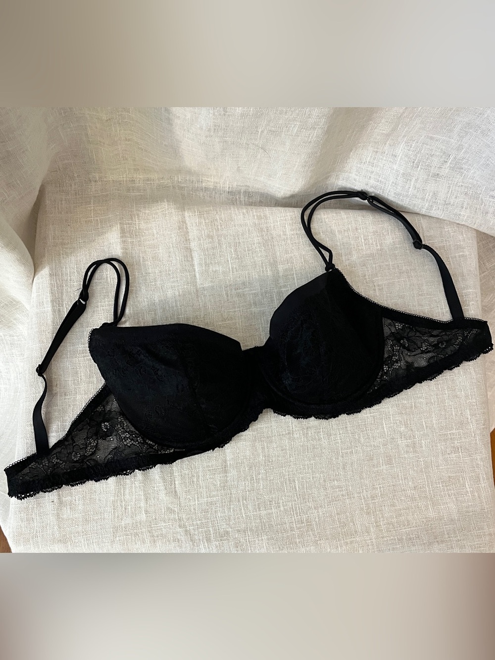 Gap lacy balconette bra 34D